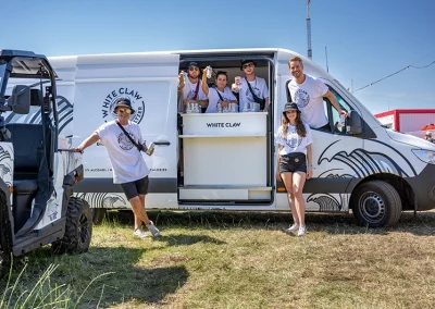 Royal5 macht Welle – mit White Claw unterwegs auf Top-Festivals